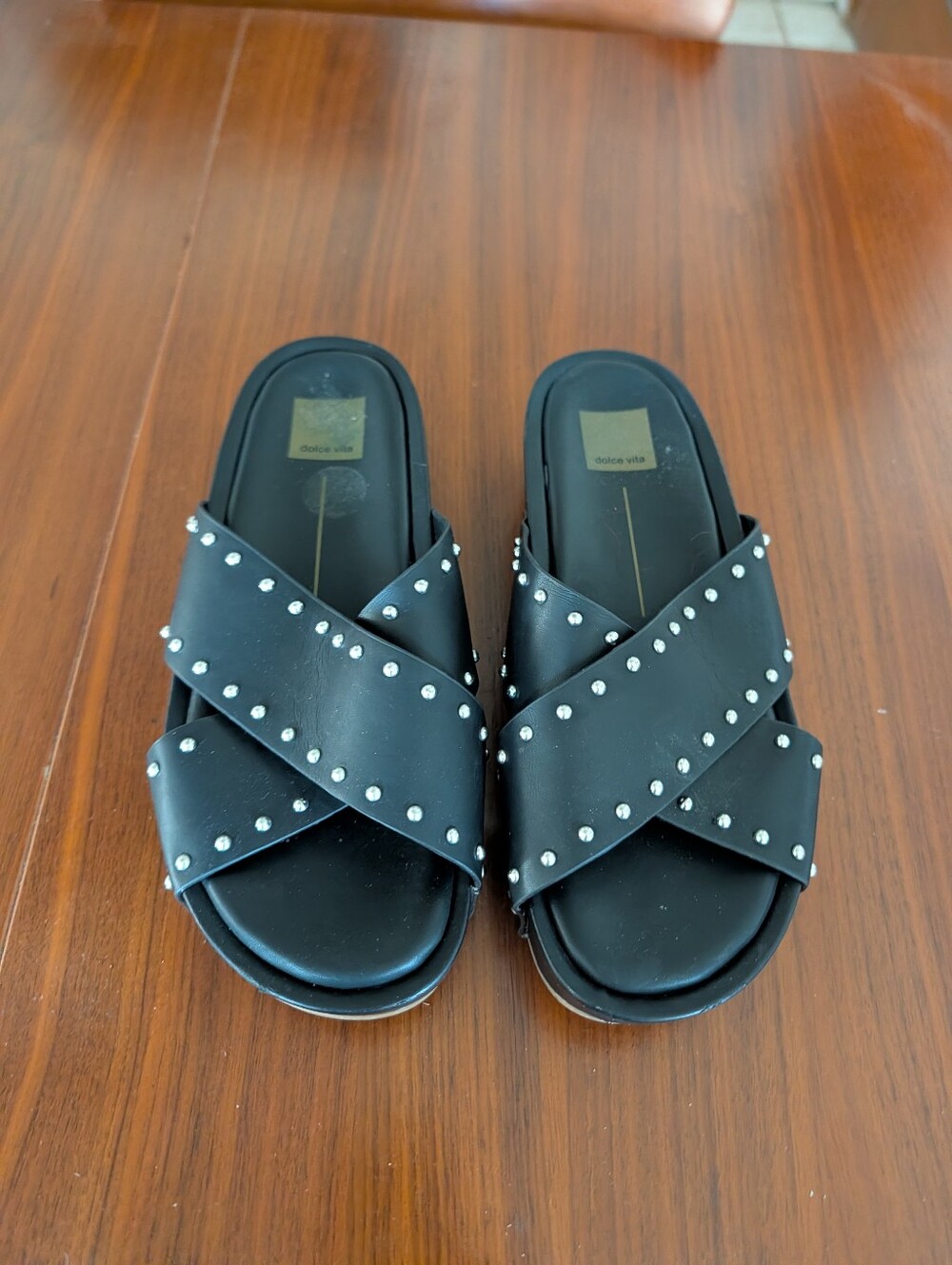 Dolce Vita Black Studded Platform Slide Sandals Size 10 Pre Owned - Picture 2 of 7